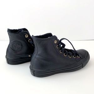 Converse Chuck Taylor All Star Winter Sherpa Leather Shoes Women 6 Black
